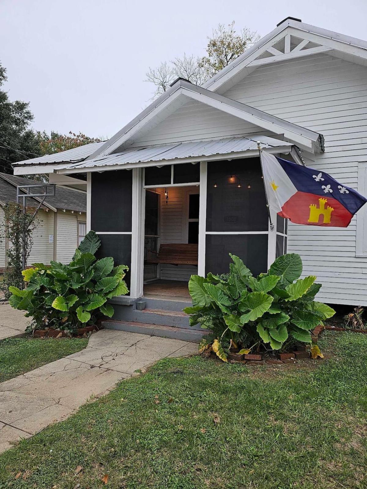 Spacious 4Br Retreat In The Heart Of ลาฟาแย็ตต์ ภายนอก รูปภาพ